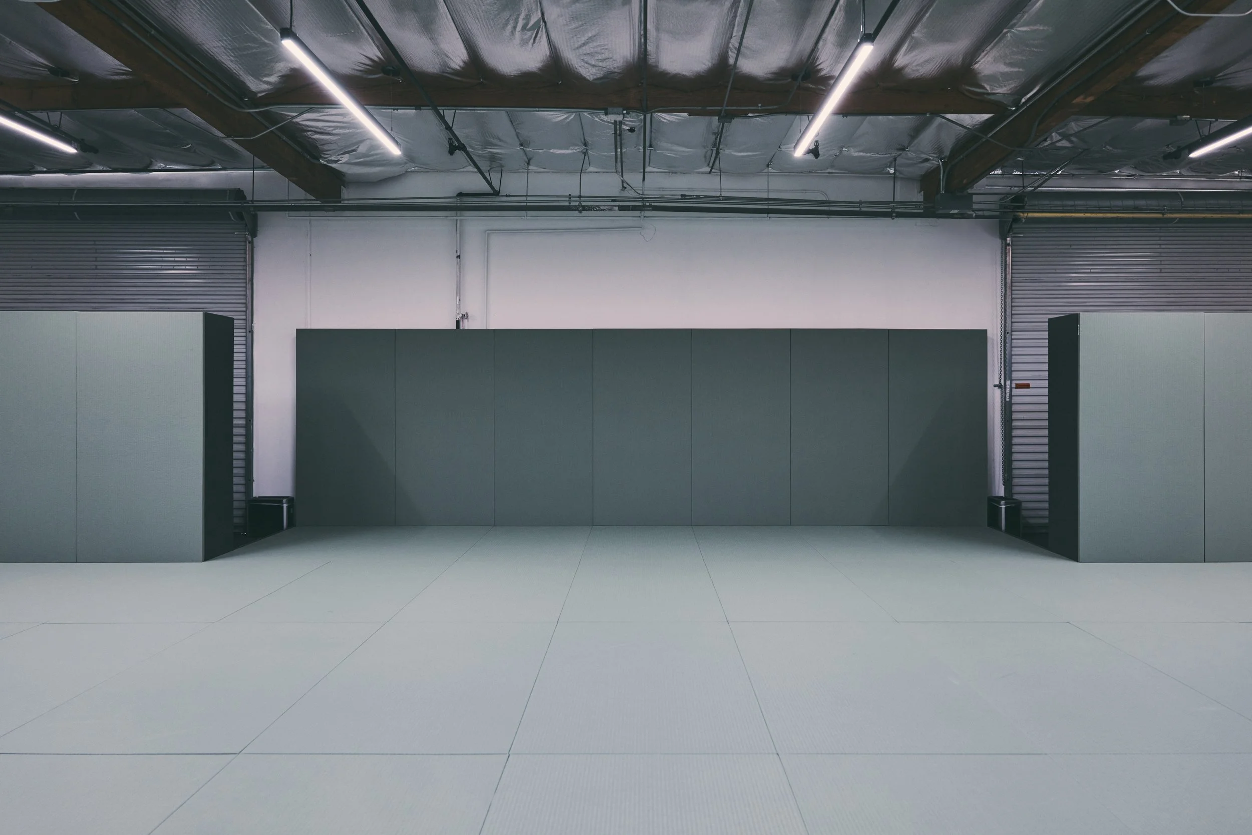 Clean training mats inside Conde Koma Brazilian Jiu-Jitsu in Los Alamitos